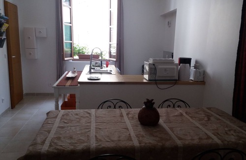 Castellane Apartamento | 3 estrellas amueblado confortable situado muy cerca de centro, histórico