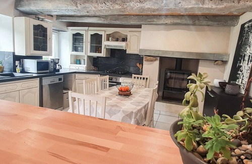 La Croix-Hellean Casa | 3-star gîte. Beautiful family home in the Breton countryside