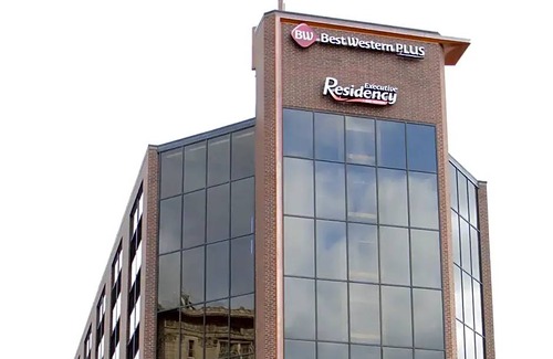 Waterloo Hotel | 3-Star Hotel ∙ Best Western Plus Executive Residency Waterloo & Cedar Falls