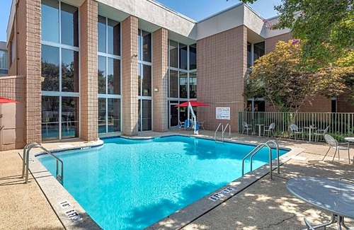 Sheffield Hotel | Hotel de 3 estrellas ∙ Clarion Inn Sheffield Muscle Shoals