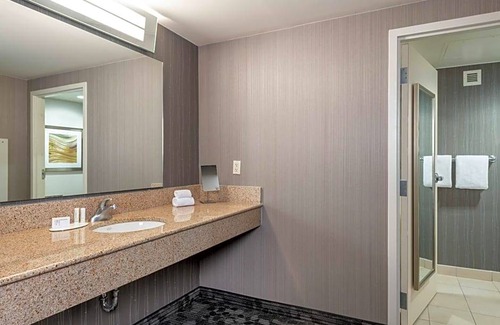 Newark Hotel | Hotel de 3 estrellas ∙ Courtyard by Marriott Newark-University of Delaware