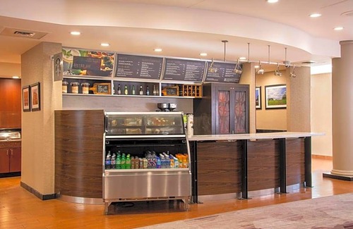 Newark Hotel | Hotel de 3 estrellas ∙ Courtyard by Marriott Newark-University of Delaware