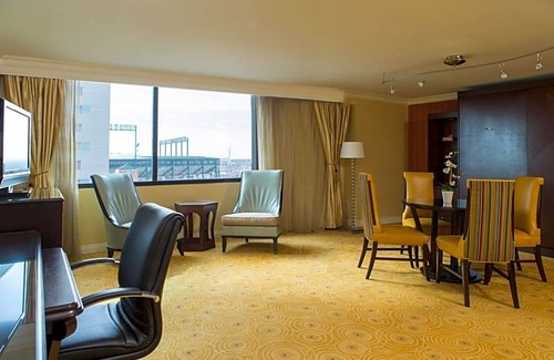 Downtown West Hotel | Hotel de 3 estrellas ∙ Baltimore Marriott Inner Harbor at Camden Yards
