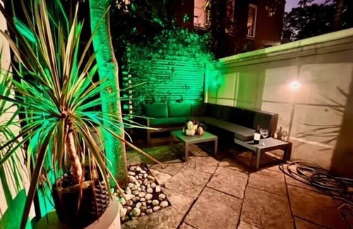 Paddington Casa | 3 Storey Terrace House Walk Fox Studios SCG & City