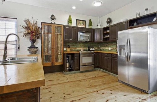 Holy Cross District Casa | 3 Story Home w Pool, Mississippi River panoramic views and just minutes from FQ