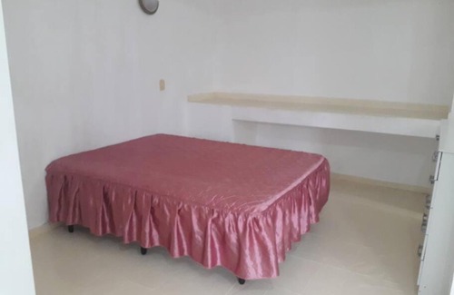 Zona Leste Casa | 3. Studio bem espaçoso para 1 pessoa ou casal