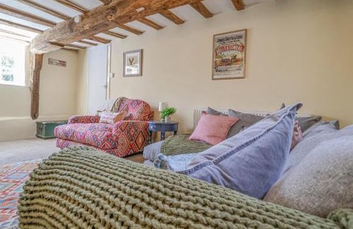Peasenhall Casa | 3 The Almshouse