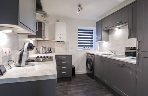 Banff Cabaña | 3 THE GRANARY, family friendly, country holiday cottage in Banff