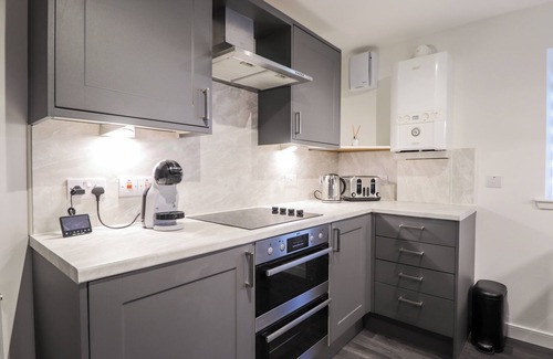 Banff Cabaña | 3 THE GRANARY, family friendly, country holiday cottage in Banff