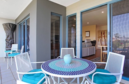 Tea Gardens Casa | 3 The Pier on The Myall River