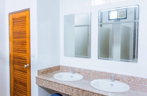 Bophut Hotel | 3 Tigers Resort & Hostel