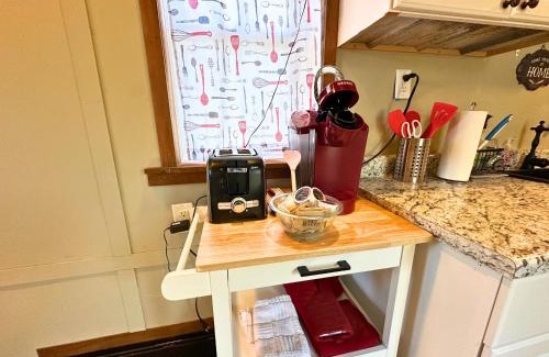 Hico Casa | 3 Tiny Town Romantic tiny home Animals Fire Pit by Vacation Your Way