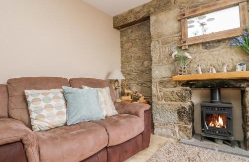 Paul Casa | 3 Trungle Cottages