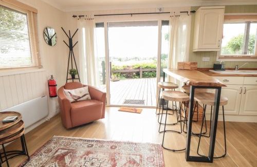 Nawton Casa | 3 Valley View Lodges