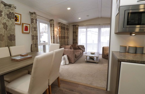Yealand Conyers Cabaña | 3 YEALANDS, pet friendly, character holiday cottage in Carnforth