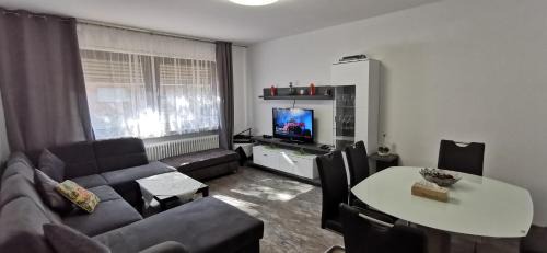 Rhein-Erft-Kreis District Apartamento | 3 Zimmer Wohnung Köln-Hürth