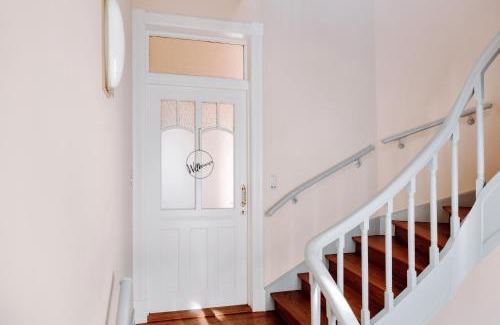 Alt-Travemunde/Ronnau Apartamento | 3-Zimmer-Wohnung "Strandgeflüster" direkt am Strand in Travemünde