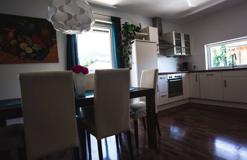 Koppl Apartamento | 3 - ZimmerWHG - 80m² - Terraza - CERCA DE SALZBURG
