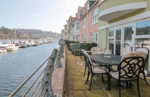 Dartmouth Cabaña | 30 Dart Marina