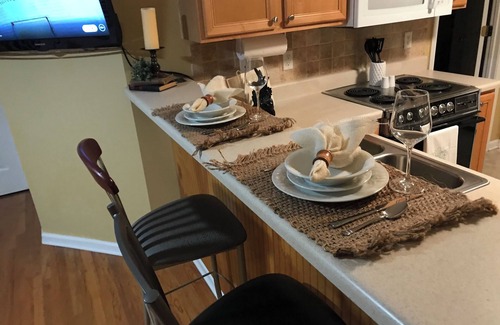 Cumming Apartamento | 30 day+ Long term, Comfortable, Exclusive, Balcony Guest Suite, quiet.