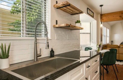 Oso Grande Casa | 30-DAY MIN STAY 3Bed/3Bath in Quiet Neighborhood