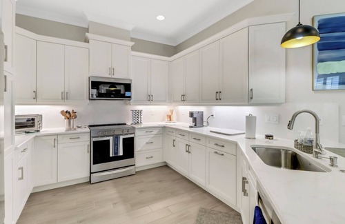 East Naples Casa | 30-day minimum lease | Isles of Collier | 2 bedrooms | den | 2 bathrooms