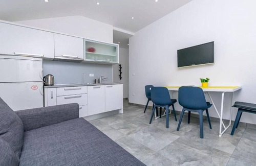 Rogoznica Apartamento | 30 m² Apartamento ∙ 1 habitación ∙ 2 huéspedes