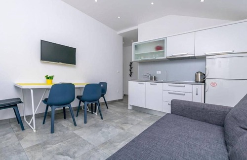 Rogoznica Apartamento | 30 m² Apartamento ∙ 1 habitación ∙ 2 huéspedes