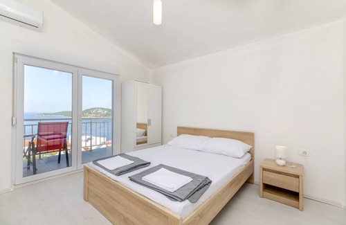 Razanj Apartamento | 30 m² Apartamento ∙ 2 huéspedes