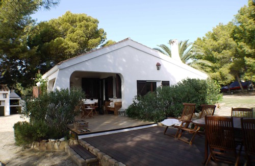 Teulada Villa | A 30 metros del mar. 2 dormitorios, 2 baños. Barbacoa. Wifi. Boletos de barco con descuento.