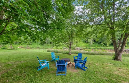 Todd Casa | 30 Mins to Boone, Fire Pit, Hot Tub, 3 porches, Dogs OK
