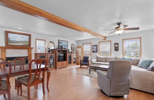 Ocean Park Casa | 30 NIGHT MINIMUM, near beach, Pets, yard w/play set (AllInn)