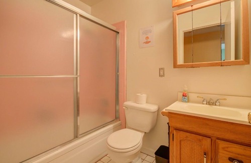 Del Rey Oaks Casa | 30 nights or more in Del Rey Oaks CA