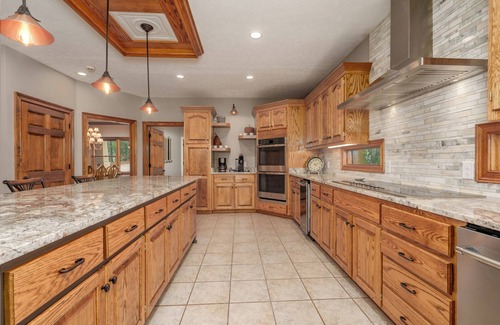 Lake Oconee Casa | Pointe Lot, Sala de juegos, Teatro, Near Ritz, Max Dock, Pontón, Fire Pit