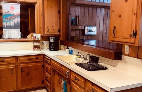 Ponderosa Casa | 30% OFF 7200 ft Sequoian - Large Family, Trail of 100 Giant, Sequoias, Rivers