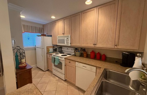 Butler Beach Apartamento | 30 Off Monthly Free Tickets on Short Stays