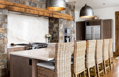 Big Sky Casa | 30 Spur Road (6-Bedroom Home) with Pool and Mountain view by Moonlight Basin Lodging