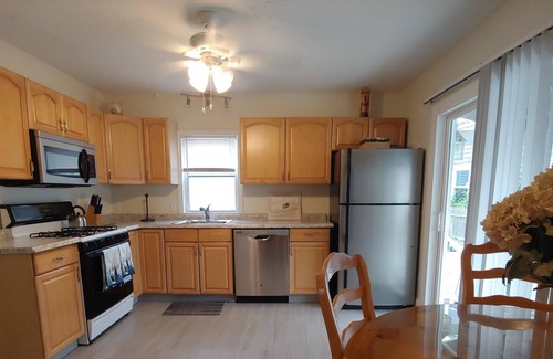 Brant Rock Casa | 30 PASOS A SANDY BEACH W / CUBIERTA PRIVADA Y ESCALERAS EN EL MAR