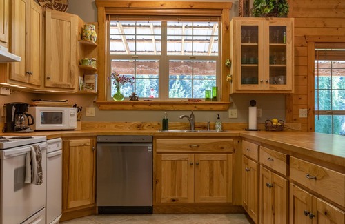 Irwin Casa | 300 Feet River Frontage on South Fork of the Snake River, 1 hour to Jackson Hole