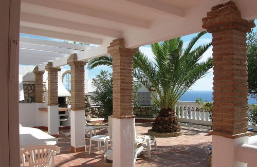 Velilla-Taramay Otro | 300 m² Alojamiento ∙ 6 habitaciones ∙ 12 huéspedes