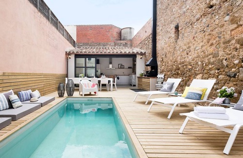 La Tallada d'Emporda Casa | 300 m² Casa ∙ 5 habitaciones ∙ 11 huéspedes