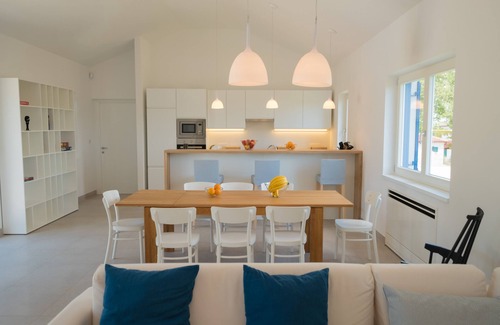 Butkovici Villa | Parcela de 3000 m2, con piscina climatizada de 50 m², jacuzzi, 2 pistas de tenis