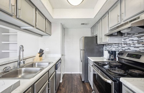 Bedford Apartamento | 3001 Crystal Springs 721 I Spacious 2 Bed 12Bath