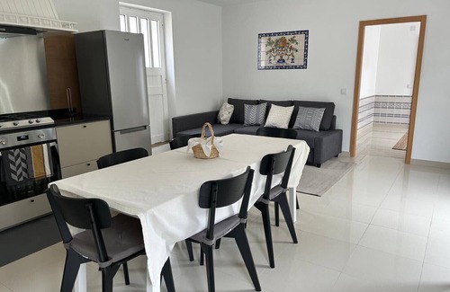 Apulia Chalet De Esquí | 300m by Apúlia Beach&Terrace Studio