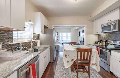St. Louis Apartamento | #301 Best location in the Heart of Dalmar Loop