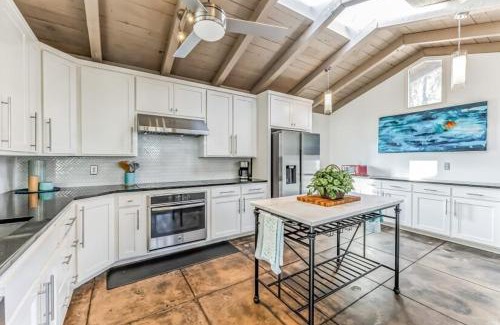 Irving Casa | 301 Rochelle