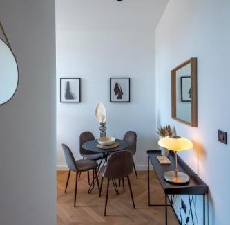 Lepante Quarter Apartamento | 301a Charming 2 rooms refurbished super center