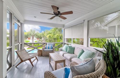 Isle of Palms Casa | 302 Charleston by AvantStay Stunning Private Pool