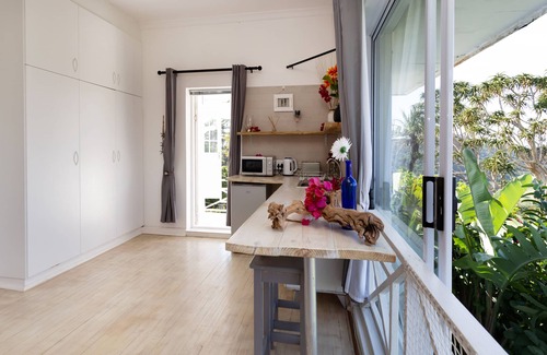 Port Elizabeth Casa | 302 On Old Seaview Road Chelsea