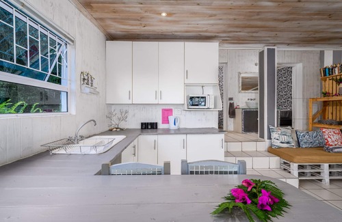 Port Elizabeth Casa | 302 On Old Seaview Road - Stargazer Cottage